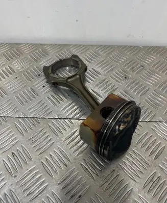 Audi A8 S8 D4 4H Piston with connecting rod 079BG 079B