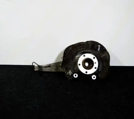 BMW 5 F10 F11 Front wheel hub