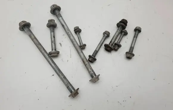 BMW 7 E65 E66 Rear suspension camber bolt 31F1