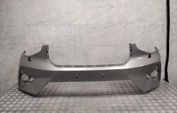 Volvo XC40 Front bumper 31690933