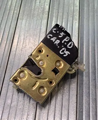 Citroen C5 Front door lock
