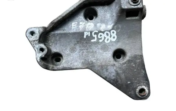 BMW X5 E70 A/C compressor mount bracket 64557799863 7799863 59280110