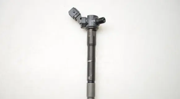 Mazda 6 Fuel injector SH1813H50
