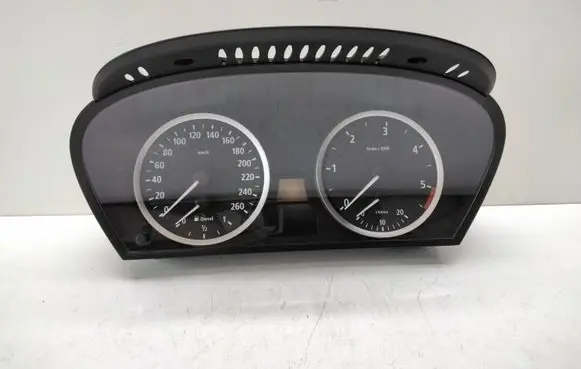 BMW 5 E60 E61 Speedometer (instrument cluster) 6945633 62116945633