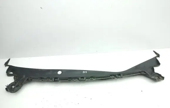 Tesla Model 3 Wiper trim 165714800A