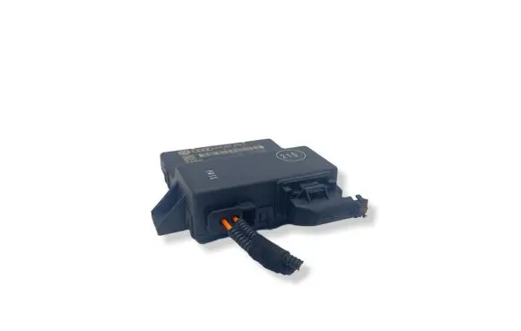 Audi A6 S6 C6 4F Gateway control module 4F0907468F
