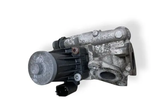 Land Rover Evoque I EGR valve G4D39D475BA 704924000 013161180AR