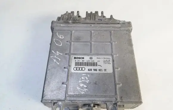 Audi A4 S4 B7 8E 8H Engine control unit/module 028906021CE