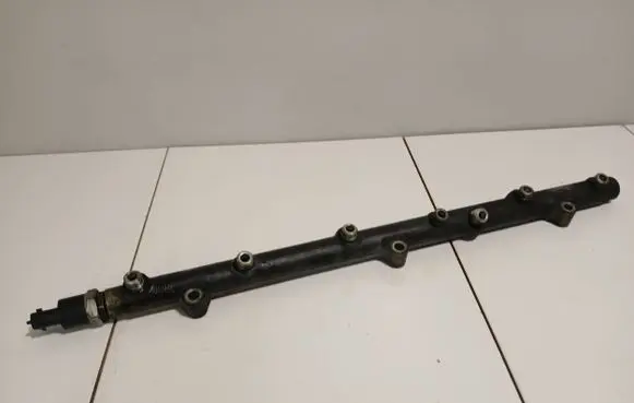 BMW 5 E39 Fuel main line pipe 0445216002 000936