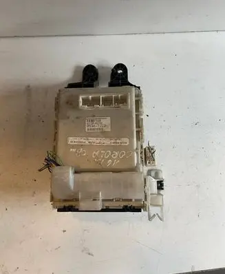 Toyota Corolla E140 E150 Fuse module 0534-7J12 02730-02780