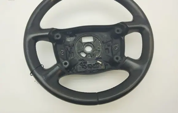 Audi A8 S8 D2 4D Steering wheel 61340357