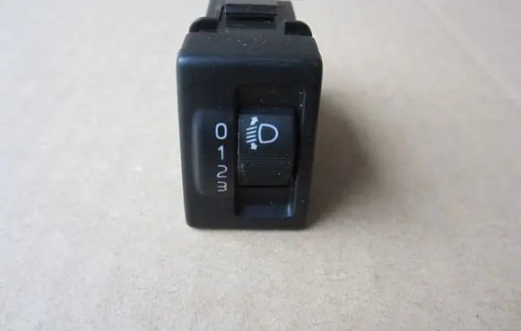 Isuzu D-Max Headlight level height control switch