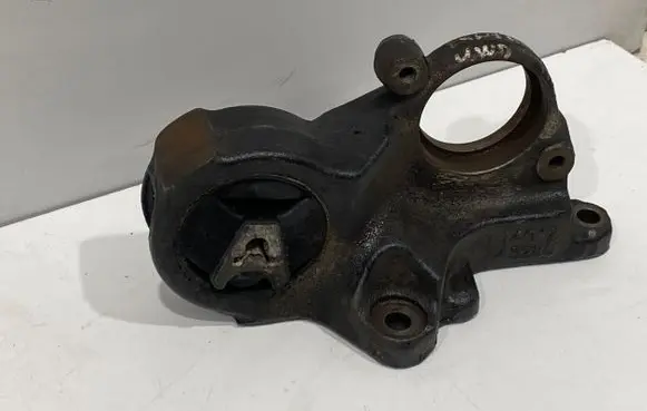 Peugeot Expert Engine mounting bracket 1401243280