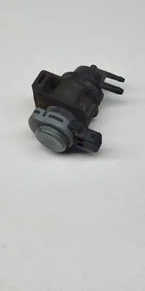 Renault Master III Vacuum valve 8200575400