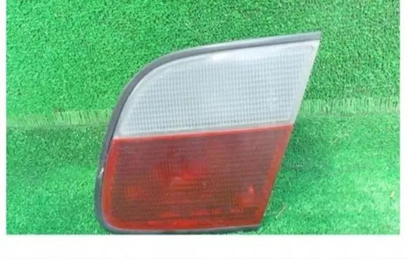 Nissan Almera Tailgate rear/tail lights