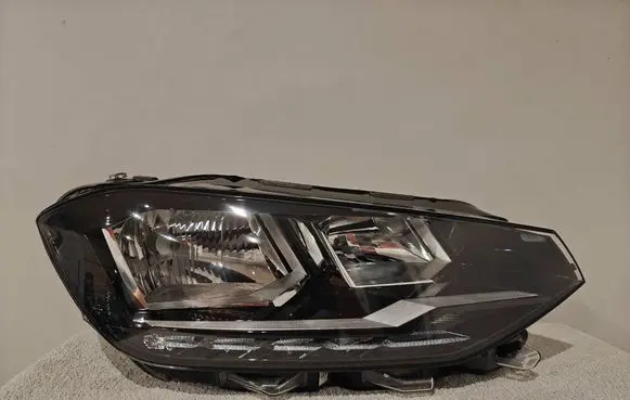 Volkswagen Golf Sportsvan Headlight/headlamp 517941006D X601WF200NB 90111502