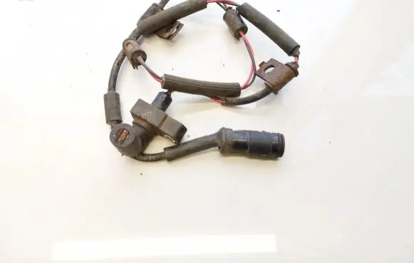 Hyundai Sonata ABS brake wheel speed sensor 9568033000 95680-33000