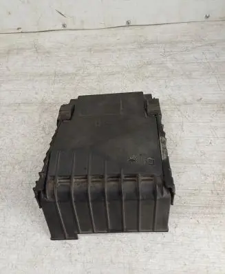 Volkswagen PASSAT B6 Fuse box cover 1K0937132F 017180061 014189871