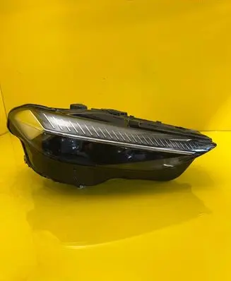 Audi A5 Headlight/headlamp 8B3941036M