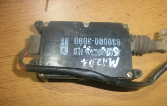 Mazda 626 Central locking motor 8300003690