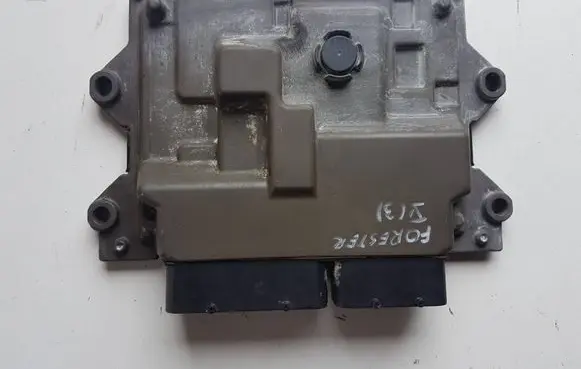 Subaru Forester SK Engine control unit/module 22765AR560 1156002911