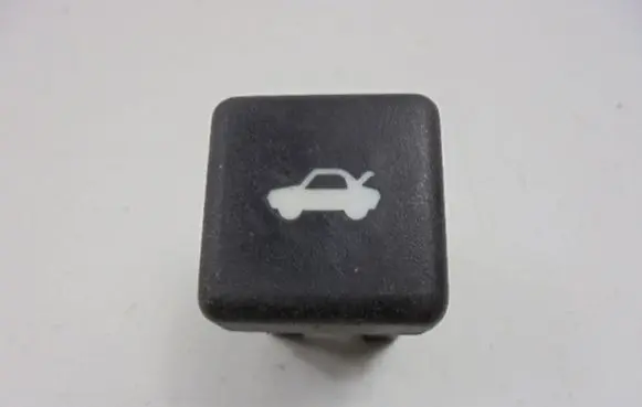 Lancia Kappa Tailgate/boot open switch button 