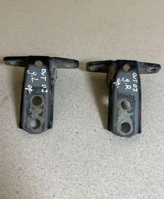 Mitsubishi Outlander Rear door upper hinge
