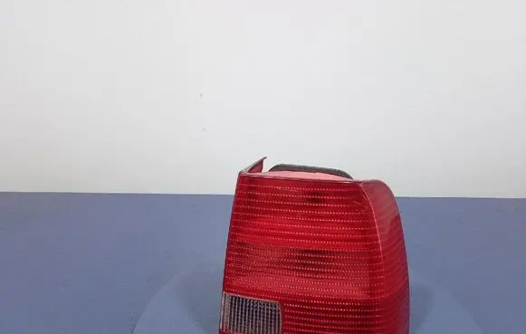 Volkswagen PASSAT B5 Rear/tail lights 3B5945096F