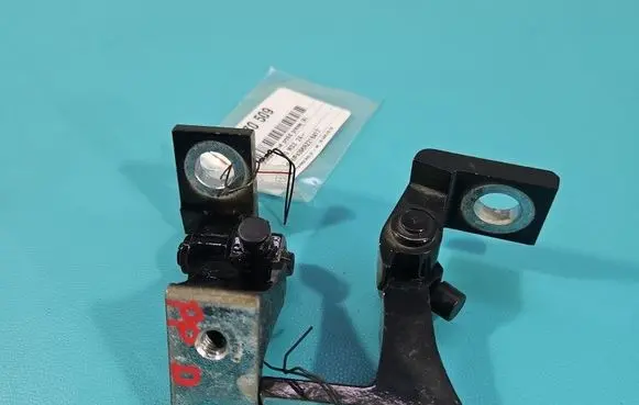MG MG3 III Front door hinge set 10735418 IMPRK1570509