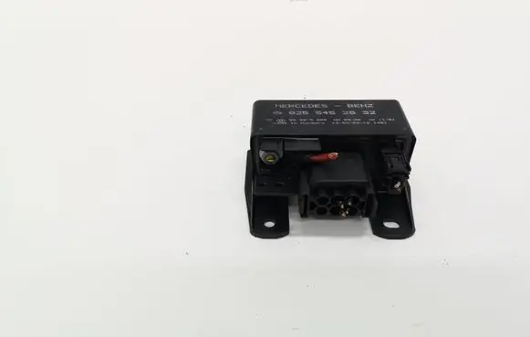 Mercedes-Benz A W168 Glow plug pre-heat relay 0255452832