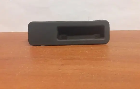 BMW 1 F40 Tailgate/trunk/boot exterior handle 14476910 8226