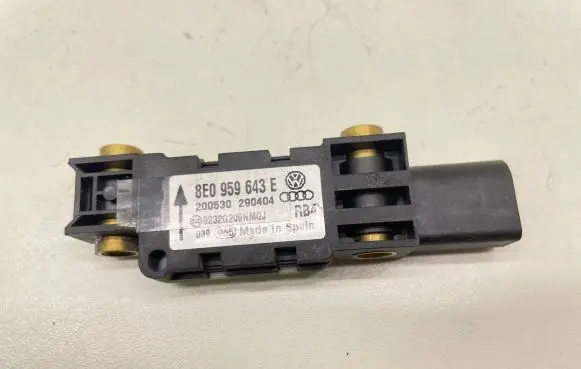 Audi A6 S6 C5 4B Airbag deployment crash/impact sensor 8E0959643E