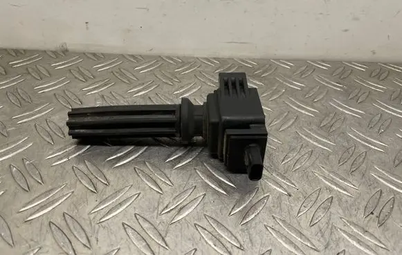 Ford Focus High voltage ignition coil CM5E12A366BC