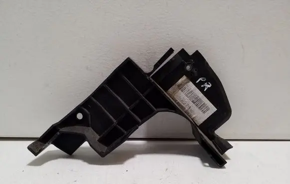 Citroen C5 Aircross Front bumper mounting bracket 9822827980