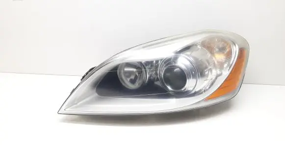 Volvo XC60 Headlight/headlamp 30763137 89902828