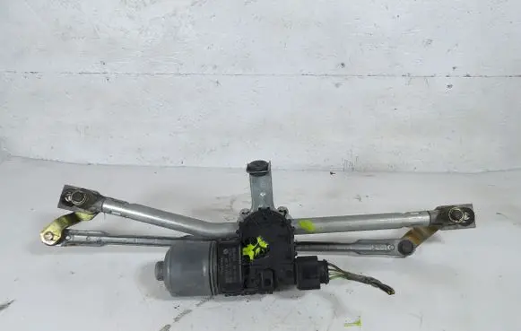 Skoda Fabia Mk1 (6Y) Front wiper linkage and motor 6Y1955023C