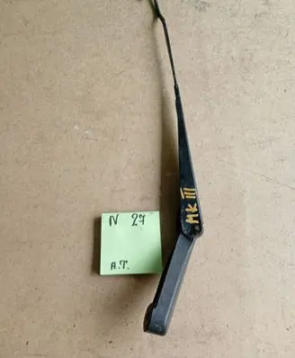 Volkswagen Golf III Front wiper blade arm 12486513