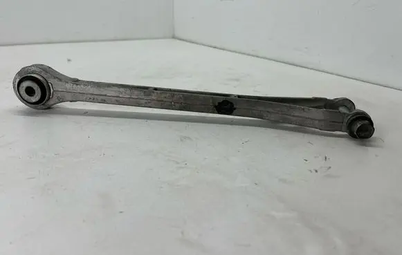 Dodge Charger Rear control arm 68210633AA