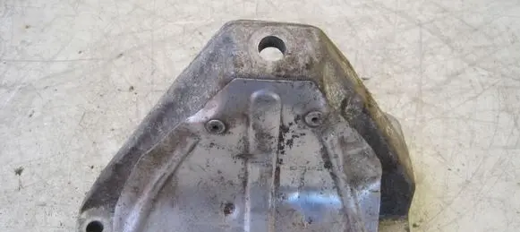 BMW 5 F10 F11 Engine mounting bracket 8777628 22118777628