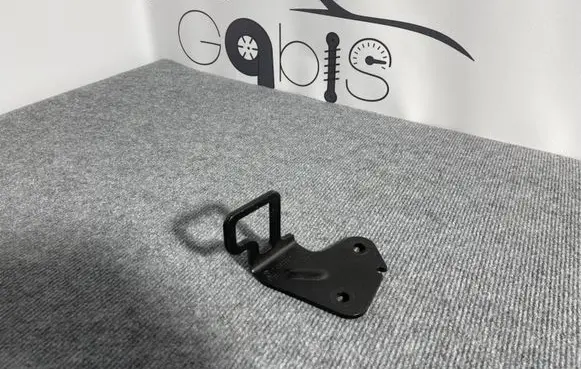 Loading door lock