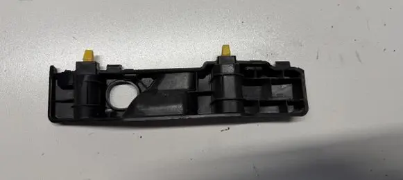 Hyundai Kona I Front bumper mounting bracket 86514J9000