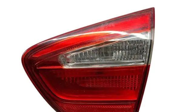 KIA Rio Tailgate rear/tail lights 924041W2