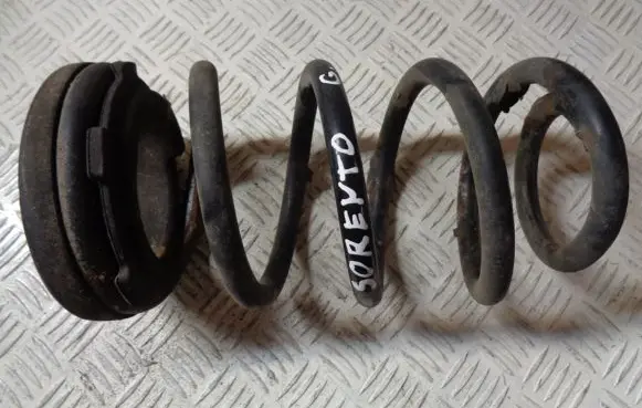 KIA Sorento Rear coil spring
