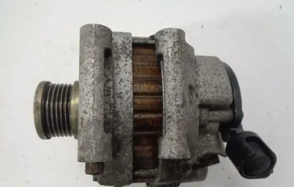 Peugeot 308 Generator/alternator 9808376280