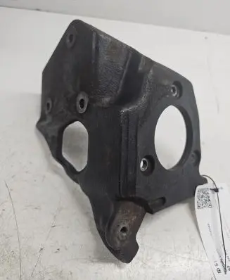 Volvo S70 V70 V70 XC Fuel pump bracket 074130147C