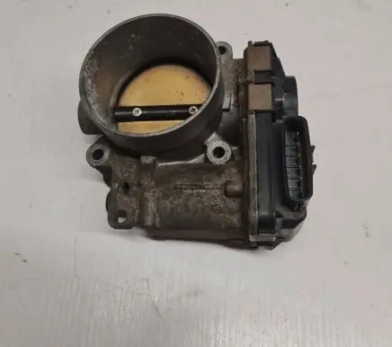 Volvo V70 Throttle valve 8677796 12D110210 02097JA