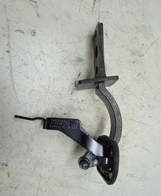 Volvo V70 Tailgate/trunk/boot hinge 31213425