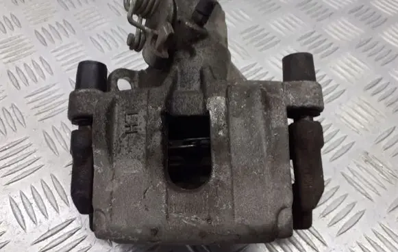 Ford C-MAX I Rear brake caliper
