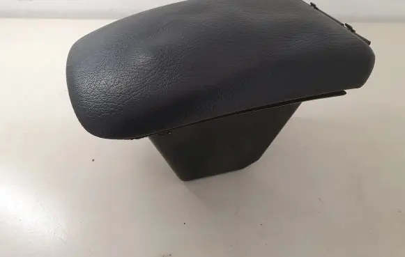 Opel Omega B1 Armrest