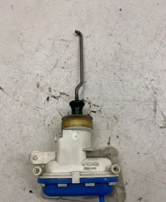 Audi 80 90 S2 B4 Central locking vacuum pump 893862123